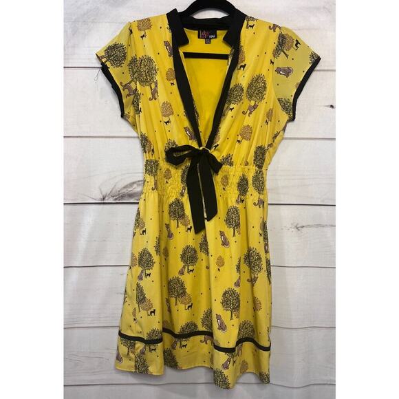 Yumi Yellow Dress Size 8/10 Animal Print with Black Accents Bow Whimsical - Picture 1 of 6